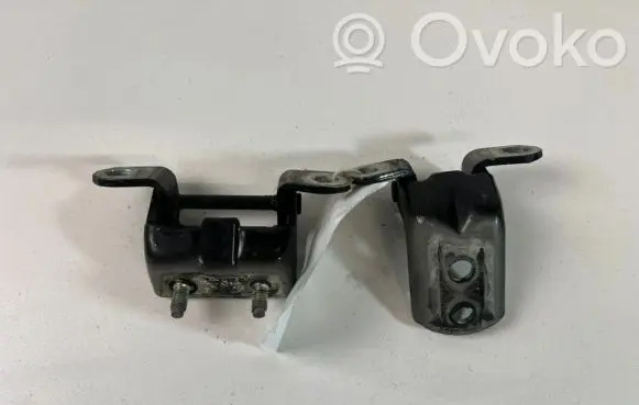 Nissan Juke I F15 Rear door hinge set 