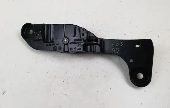 Volkswagen Eos Convertible roof lock/latch 1Q0825956B