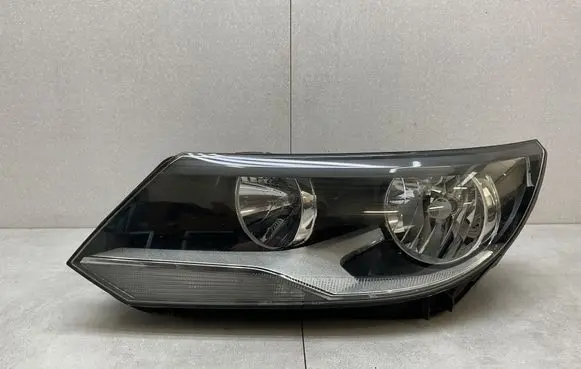 Volkswagen Tiguan Headlight/headlamp 5N2941005