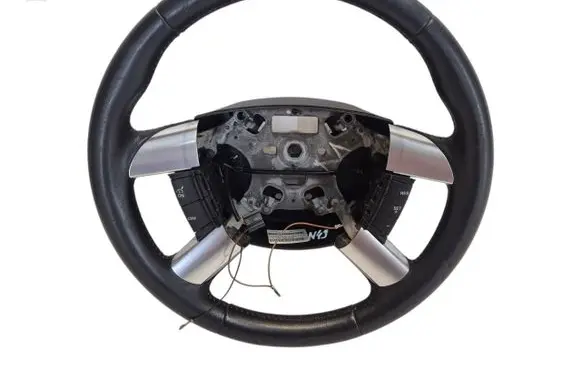 Ford C-MAX I Steering wheel 3M513600CHW