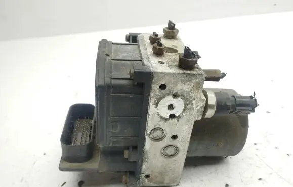 Toyota Corolla Verso AR10 ABS Pump 895410F010