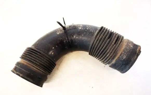 Alfa Romeo 147 Air intake hose/pipe 46741125