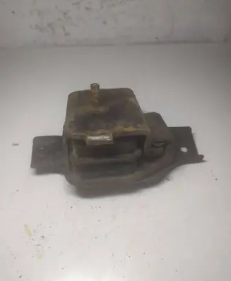 Subaru Forester SF Engine mount bracket 41022FA091