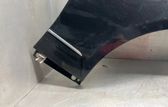 Mercedes-Benz E W212 Fender A2128810201
