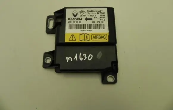 Dacia Sandero Airbag control unit/module 8201002828