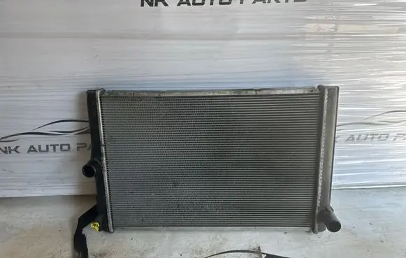 Toyota Auris E180 Coolant radiator MF422134