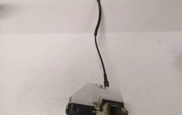 Citroen C3 Front door lock