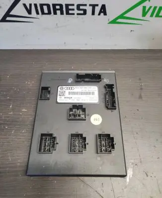 Audi A5 8T 8F Comfort/convenience module 8K0907063DD F005V01207 04016001