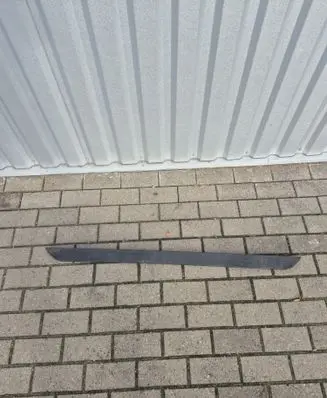 Toyota Auris E180 Front bumper lip 