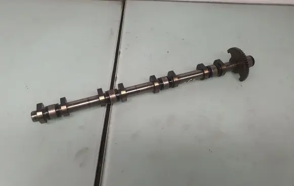 BMW 5 F10 F11 Camshaft 7604865 11377604865
