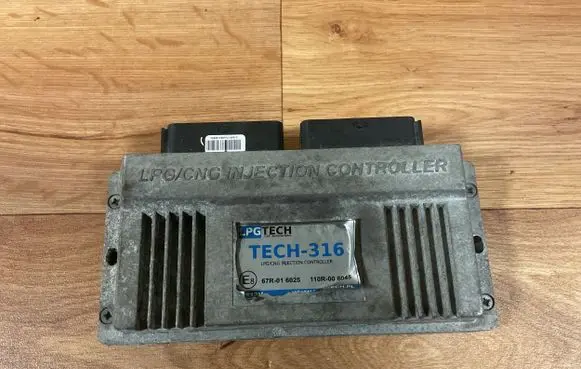 Hyundai Coupe LP gas control unit module TECH316 110R006045 67R016025