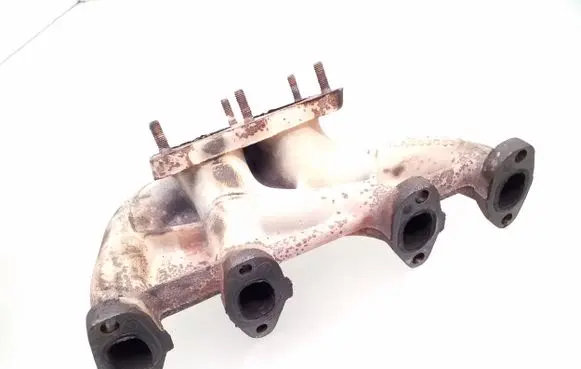 Volkswagen Golf Plus Exhaust manifold 06A253033P