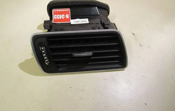 Volkswagen PASSAT B7 Dashboard side air vent grill/cover trim 3AB819702A