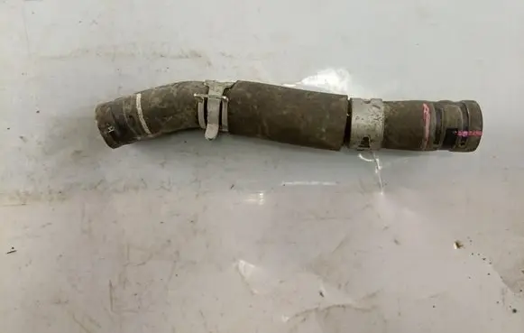 Mitsubishi Grandis Engine coolant pipe/hose