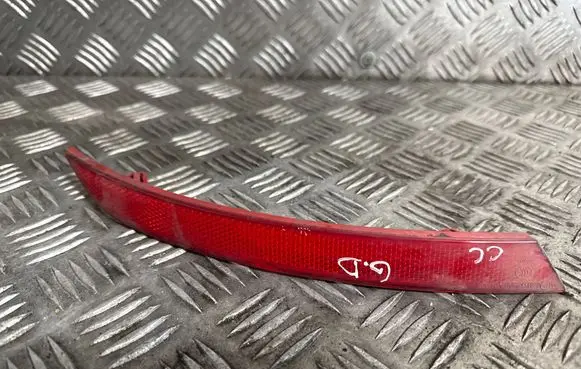 Volkswagen PASSAT CC Rear tail light reflector 3C8945106B
