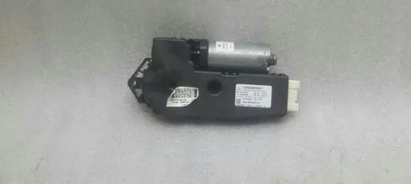 Mercedes-Benz C W205 Sunroof motor/actuator A2059001024