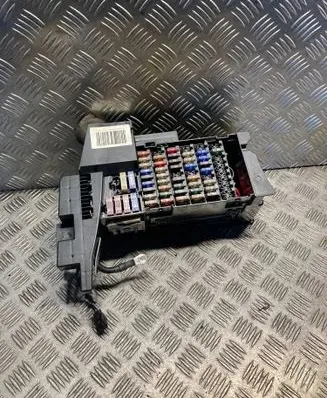 Mercedes-Benz A W169 Fuse box set 1695450540 A1695450540