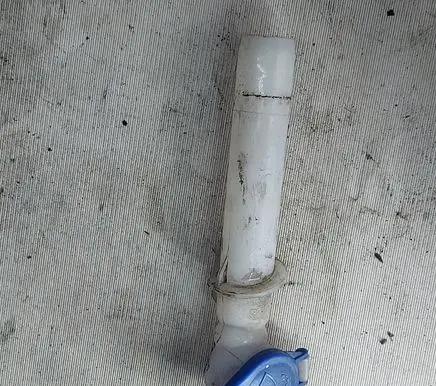 Ford Kuga I Window washer liquid tank fill tube 7M5117B644AA