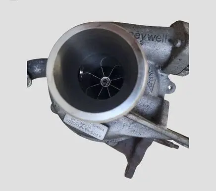 Opel Insignia A Turbo 55485614 8220723