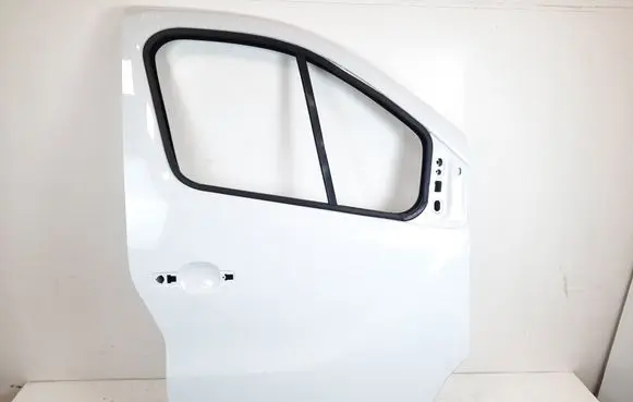 Renault Trafic III (X82) Front door 801525548R 801100934R