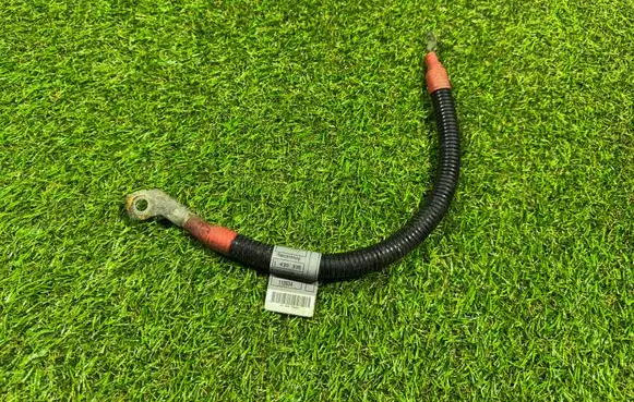 BMW 5 E39 Positive cable (battery) 1439334