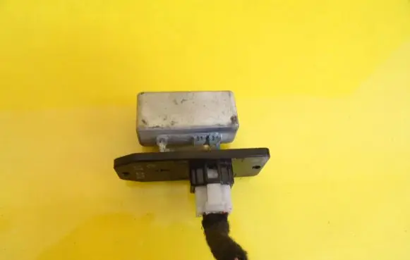 Mitsubishi Carisma Heater blower motor/fan resistor