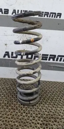 KIA Sportage Rear coil spring 553502Y100