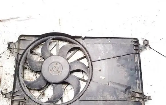 Mazda 3 I Radiator cooling fan shroud 3m5h8c607xa 3m5h-8c607-xa
