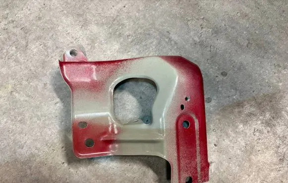 Tesla Model Y Fender mounting bracket 1487491 148749100A