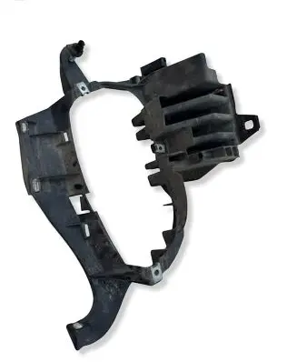 Mercedes-Benz A W169 Fog light bracket A1698850765