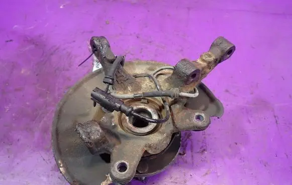 Smart ForFour I Front wheel hub spindle knuckle