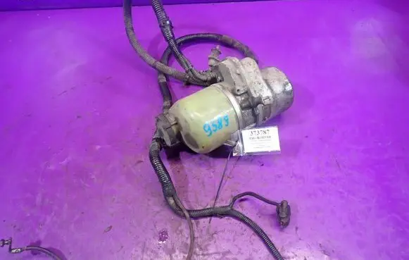 Opel Astra H Power steering pump 