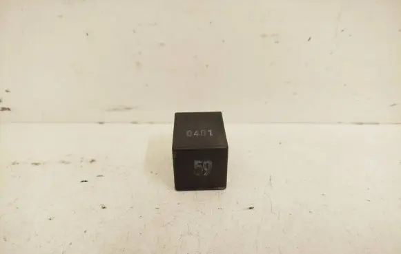 Skoda Octavia Mk1 (1U) Other relay 161919533 72SV100