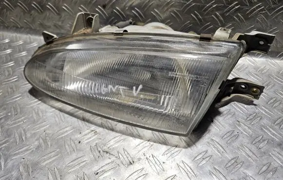 Hyundai Accent Headlight/headlamp 1012792 010078