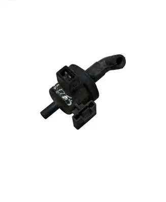 Mercedes-Benz C W202 Turbo solenoid valve 2024700093 5690340A00