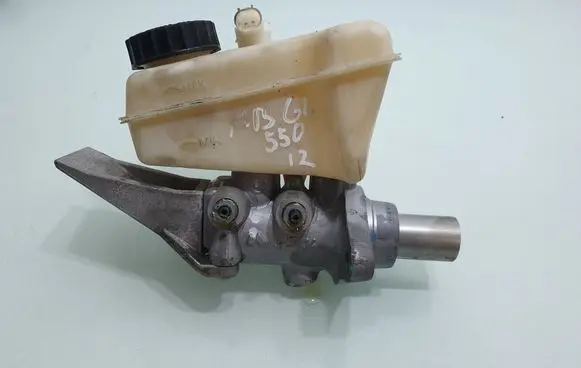 Mercedes-Benz GL X164 Master brake cylinder