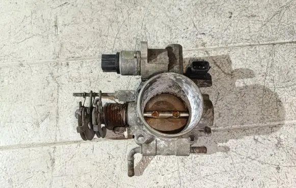 Subaru Outback Throttle valve A33661R02