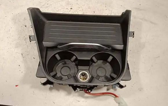 BMW X3 F25 Cup holder 9301722 T19800 9301723