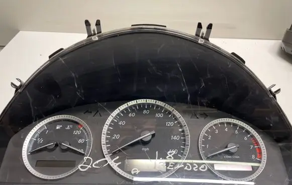 Mercedes-Benz C W204 Speedometer (instrument cluster) A2049003400