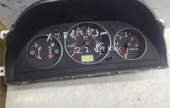 Nissan X-Trail T30 Speedometer (instrument cluster) 8H705 37220002