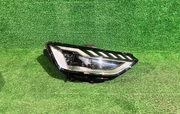 Audi A4 S4 B9 8W Headlight/headlamp 8W0941036E
