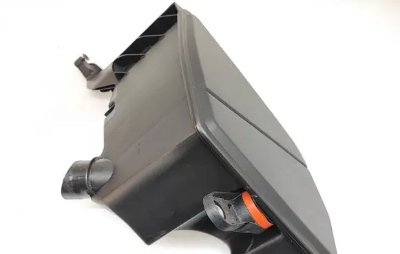 BMW X3 G01 Intake resonator 8635110 108341 8583590