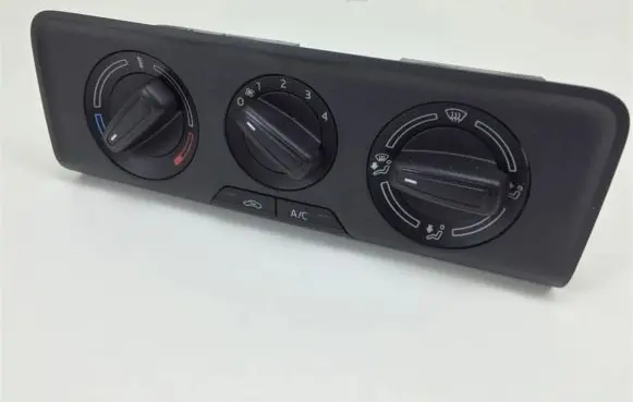 Skoda Fabia Mk3 (NJ) Climate control unit 6V0820045A