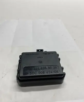 Mercedes-Benz E W211 Rain sensor A2118206026 73628104 5DC00842406