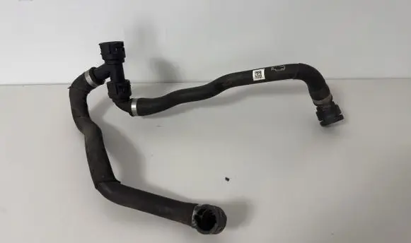 BMW 4 F32 F33 Engine coolant pipe/hose 8634284 7635766