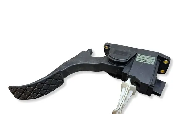 Volkswagen Golf IV Accelerator throttle pedal 0281002342 1J1721503K