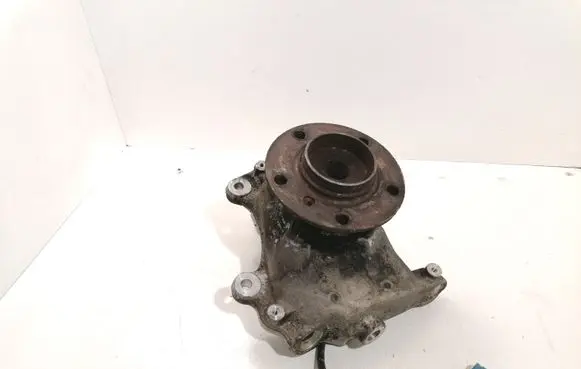 BMW 7 E65 E66 Front wheel hub spindle knuckle