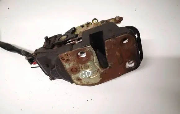 Mazda 626 Rear door lock 