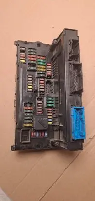 BMW 7 F01 F02 F03 F04 Fuse module 9234421 217033442E