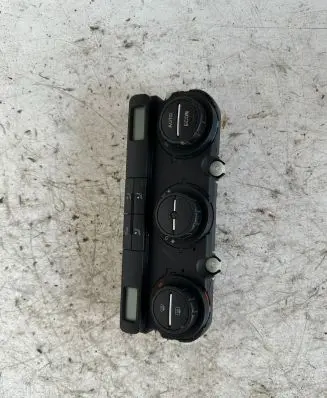 Skoda Octavia Mk2 (1Z) Climate control unit 1Z0907044H